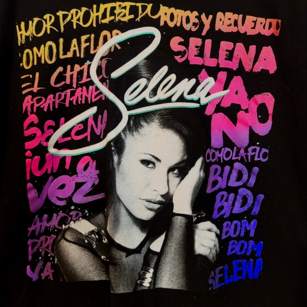 Selena Black Band Tee XL